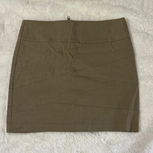 Charlotte Russe Olive Green Stretch Mini Skirt Women’s Size M Back Zip Bodycon